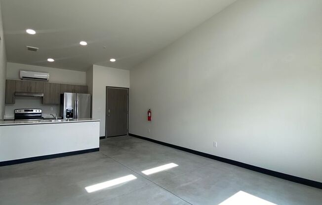1 bed, 1 bath, 700 sqft, $1,295, Unit Unit 404