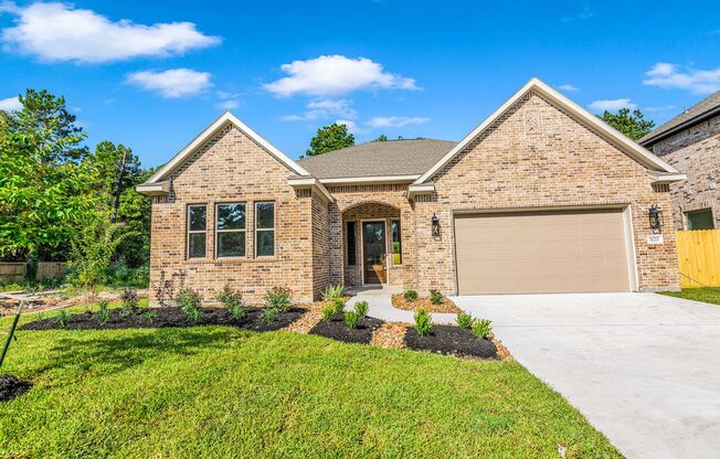 Be the First to Live in this Stunning Custom Build!     This beautiful, never-lived-in 4-bedroom, 4-bathroom detached 2,720 sqft. home is located in the highly sought-after Walden on Lake Houston subdivision. This desirable new construction boasts modern