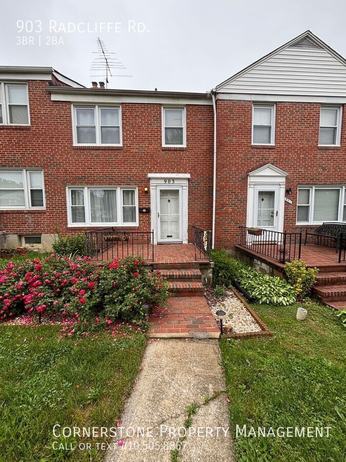 903 RADCLIFFE RD
