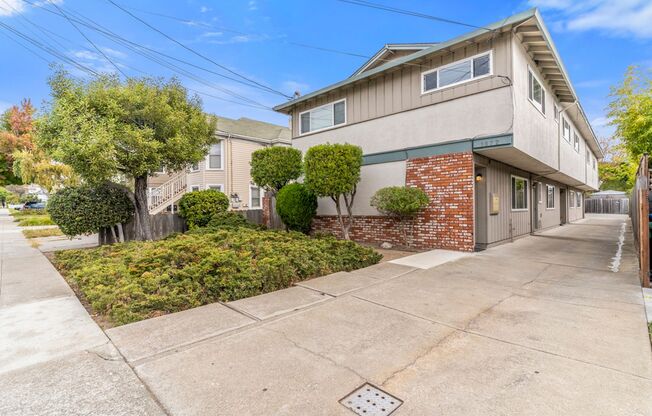 1072 Park Ave #D - 2 bedroom | 1.5 bathroom