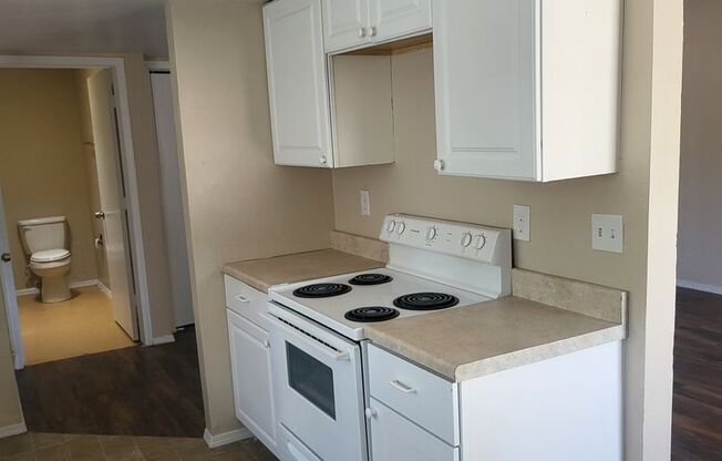 1 bed, 1 bath, 550 sqft, $875