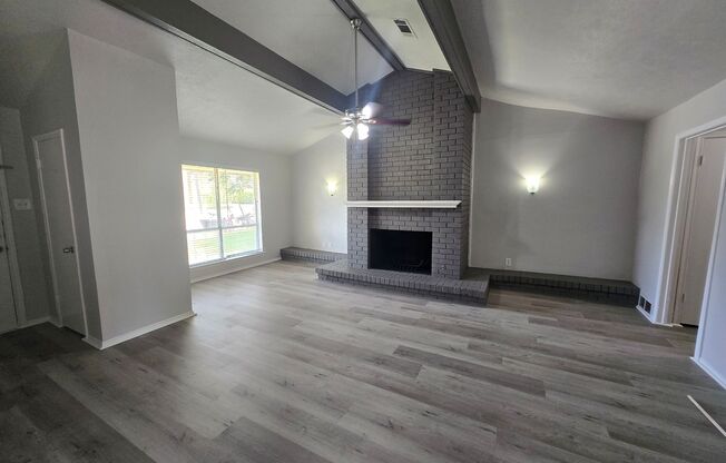 13439-13441 Blossomheath Ln, Dallas, TX 75240