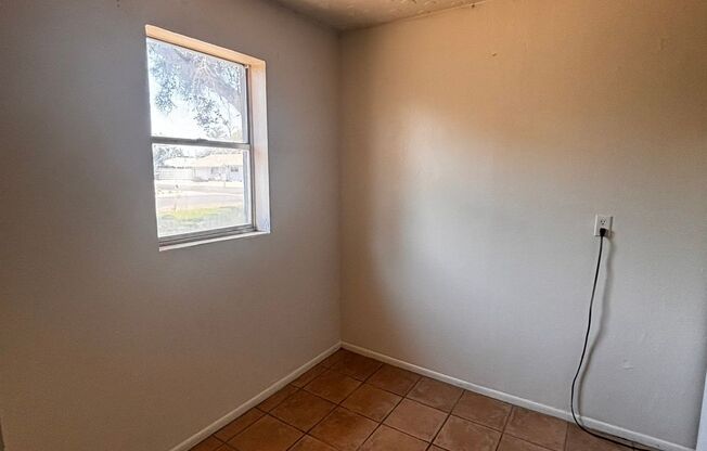 1 Bedroom Duplex Avail