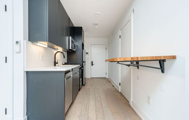 The Avenue in Fishtown