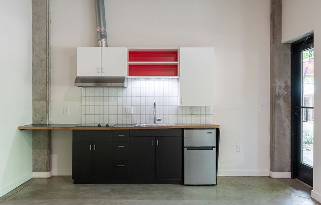 1 bed, 1 bath, 658 sqft, $1,899