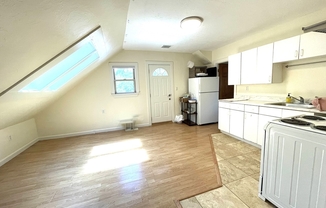 105 BROOKSIDE AVE