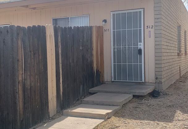 2 beds, 1 bath, 845 sqft, $1,125, Unit 511