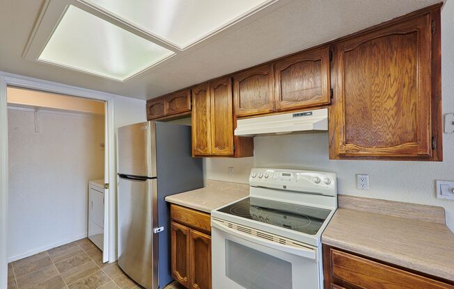 16734 E Westby Dr - Glazer