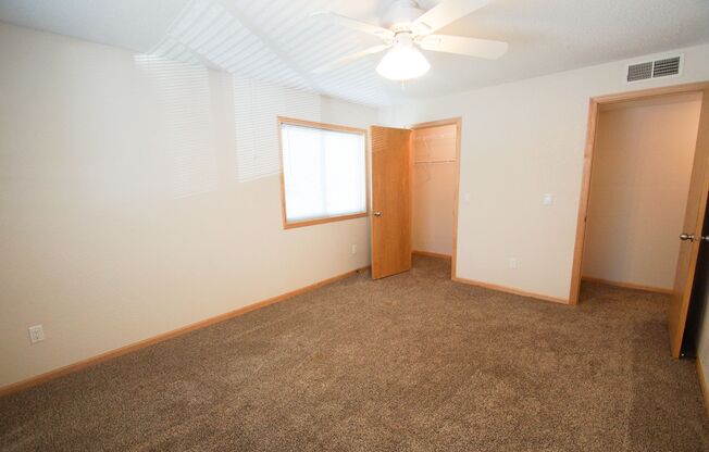 2 beds, 2 baths, 1,050 sqft, $1,724, Unit 205
