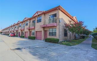 9400 BELLAIRE BLVD