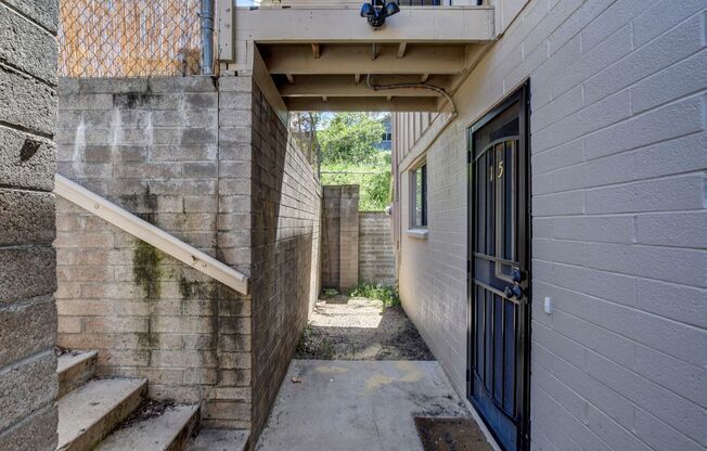 RR228 - 333 S. Alarcon Street
