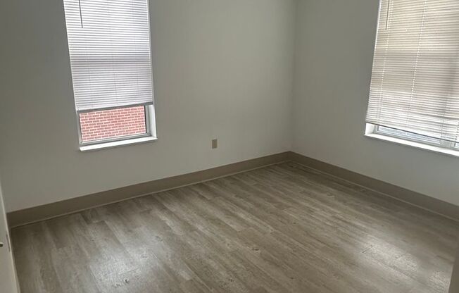 2 beds, 1 bath, 815 sqft, $1,750, Unit 609