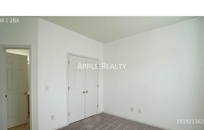 42 SIGNET DR