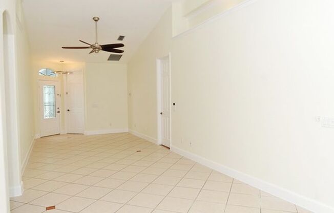 Annual Rental - Single Family Home Naples Park!