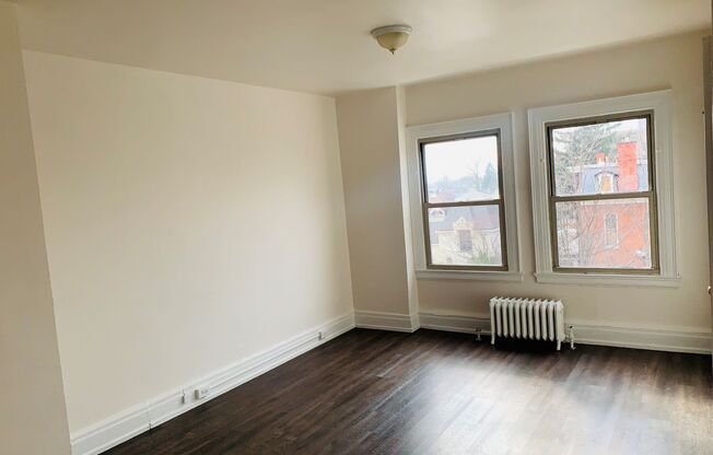 Studio, 1 bath, $900, Unit 343