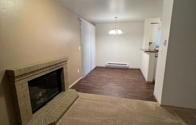 1 bed, 1 bath, 800 sqft, $1,565, Unit 1326
