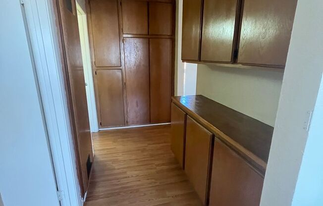 1 bed, 1 bath, 700 sqft, $1,695