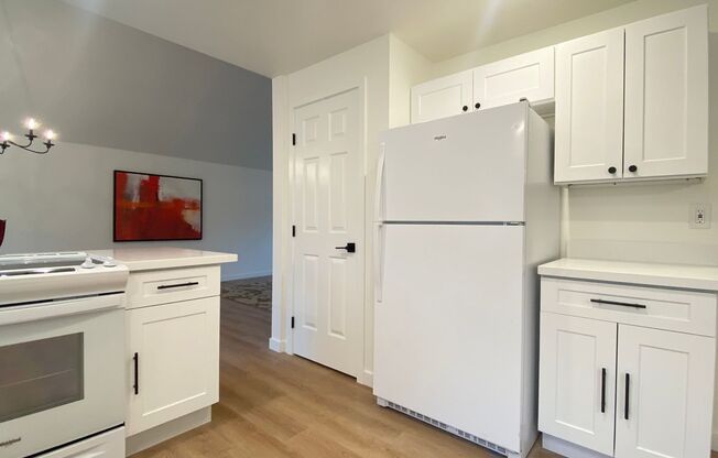 FULLY UPDATED Auburn home near Thomas Jefferson HS