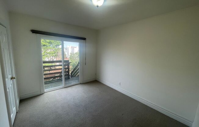 2 beds, 2 baths, $4,250, Unit # #B