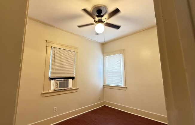 1 bed, 1 bath, $1,695, Unit Unit 5