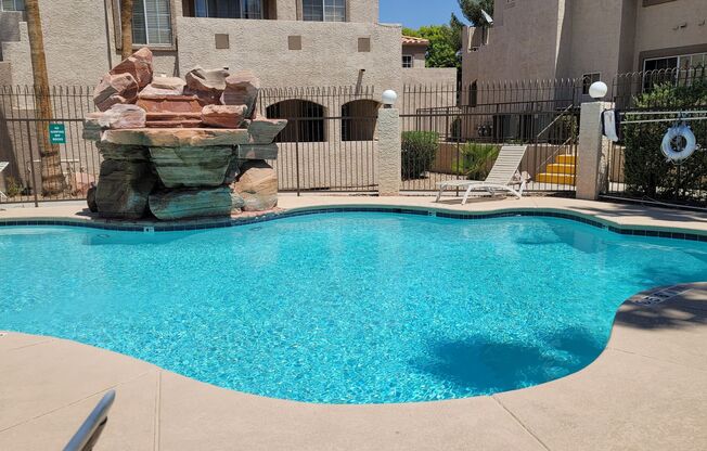 Great Location in Green Valley