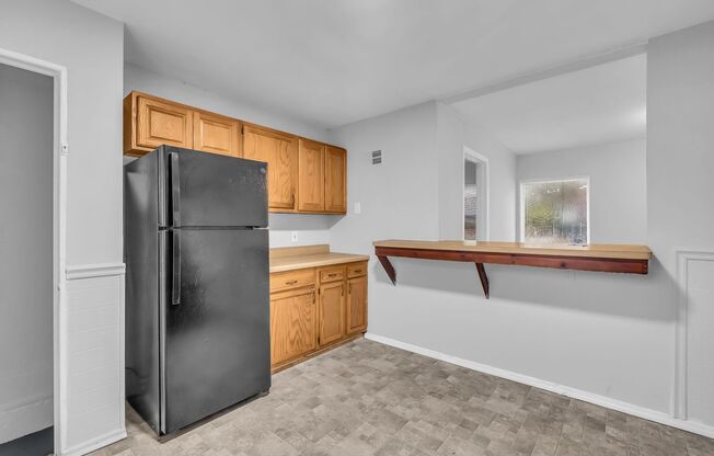 3 beds, 1 bath, $1,350