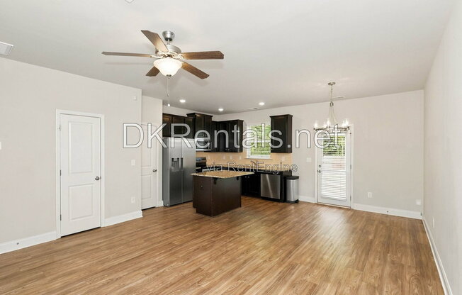 2 beds, 2.5 baths, 1,300 sqft, $1,850