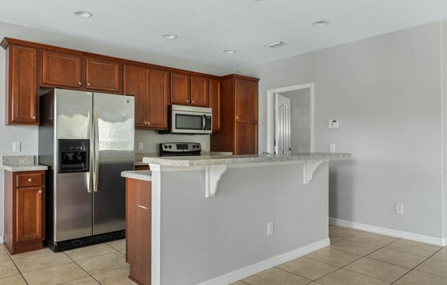 3 beds, 2.5 baths, $2,000, Unit UNIT G1