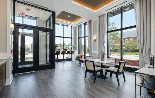 Welcome to Quincy Station Luxury Apartments