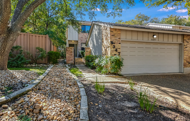 8347 SUMMERWOOD DR