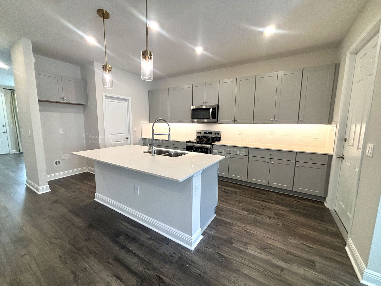 16339 INGRAM HLS ALY