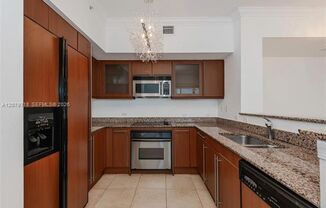 2080 S Ocean Dr cu-MPH09, Hallandale Beach, FL 33009