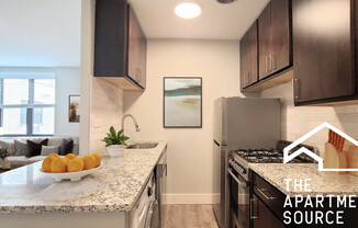 445 W Barry Ave