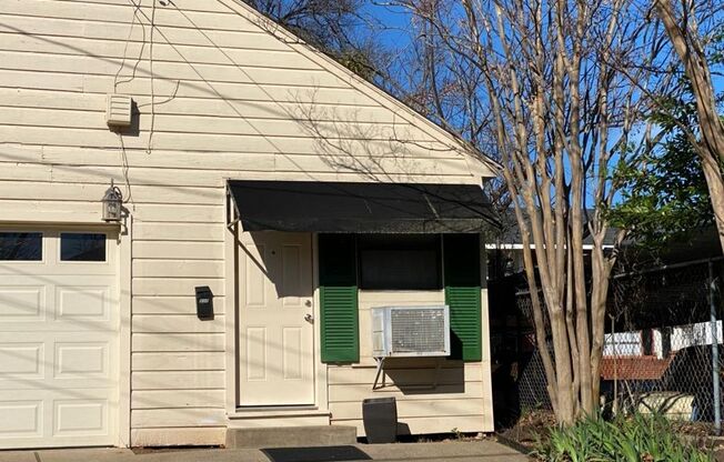207 W Phillips St.