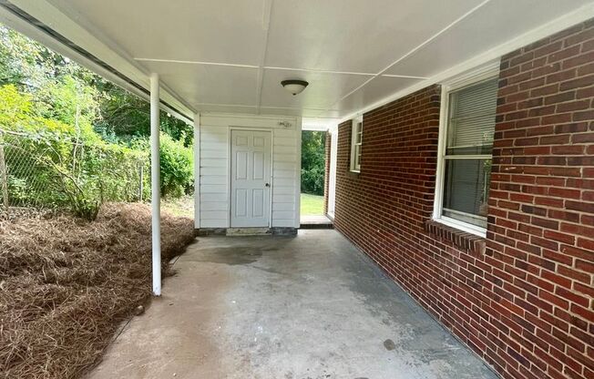Newly renovated Ranch style 3 bedroom 1 bath home . Located near N. Graham St