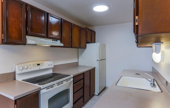 1 bed, 1 bath, 658 sqft, $1,699, Unit 1-108