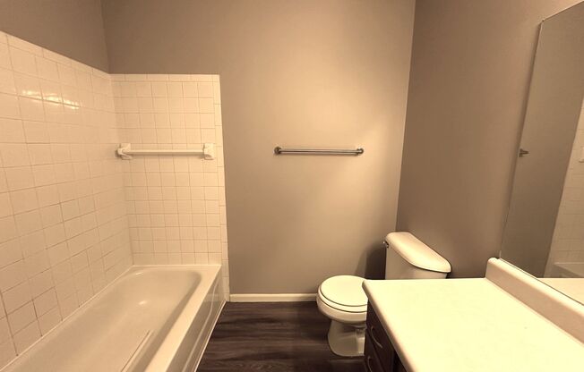 1 bed, 1 bath, 645 sqft, $999, Unit 601A