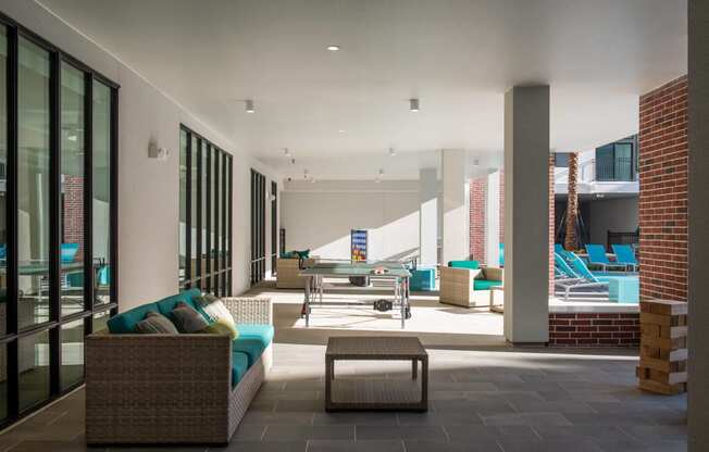 outdoor lounging area at Tinsley on the Park apartments