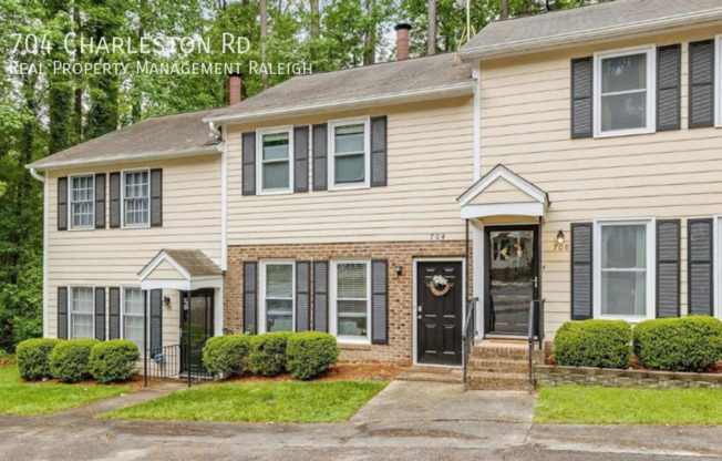 704 CHARLESTON RD