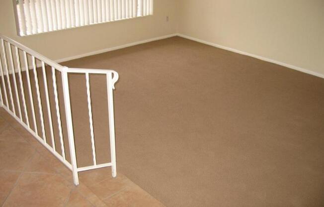 Tempe 3 Bed, 2 Bath - Pool and Single Story