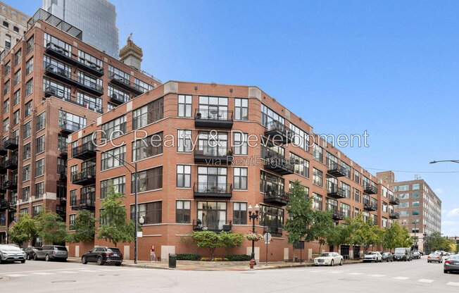 333 West Hubbard Street