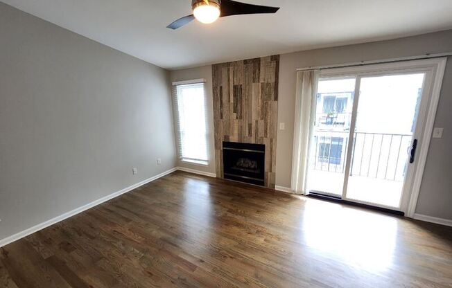 322 GRANVILLE CT