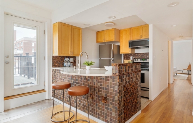 227 COOLIDGE AVE