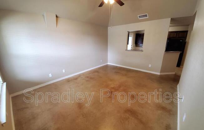 3 beds, 2 baths, 1,250 sqft, $1,395