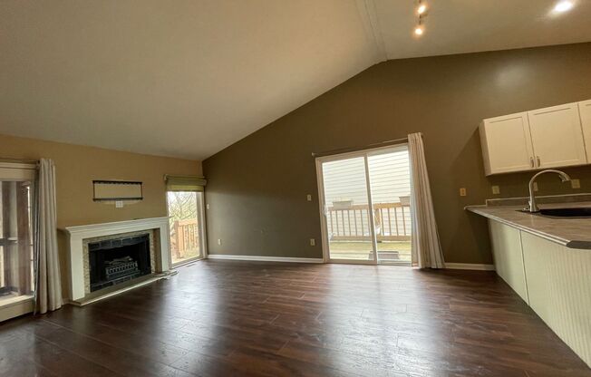 The Pointe Condo 2 Bed 2 Bath Water Edge Community