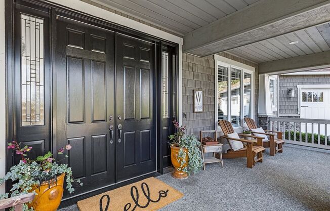 Spacious 5-Bed 4.5 Bath Home with Two Primary Suites on a Quiet Cul-de-Sac in Sammamish