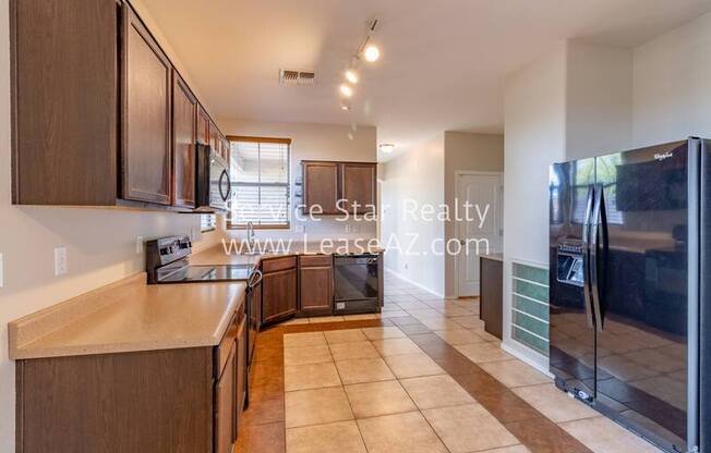 4772 W CARSON RD