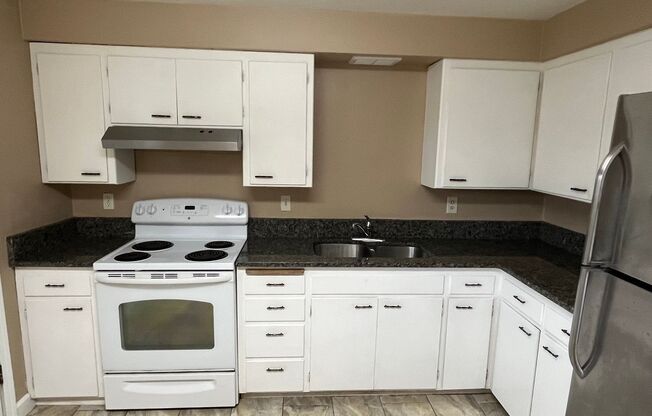 2 beds, 1 bath, $1,450