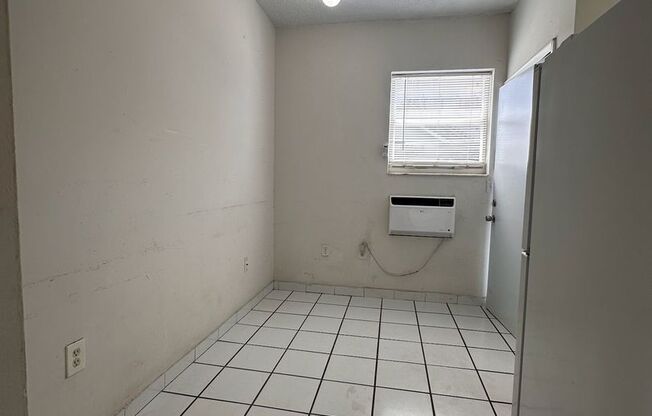 1 bed, 1 bath, 315 sqft, $1,380, Unit 218