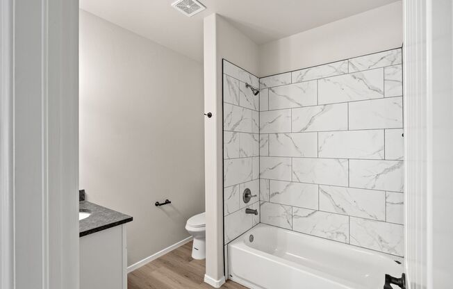 2 beds, 2 baths, 1,020 sqft, $1,200, Unit 221